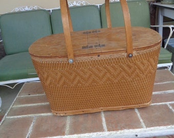 vintage picnic basket Redmon hand woven 1960's kitsch original retro