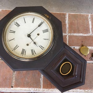 Antique Seth Thomas school clock 1900&#39;s collectible key pendulum regulator