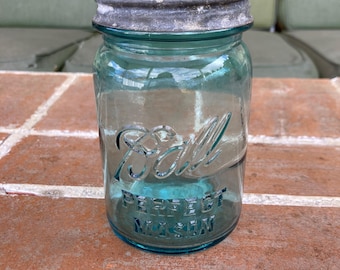 Vintage Ball Mason jar canning farm house original pint glass Primitive rustic #8