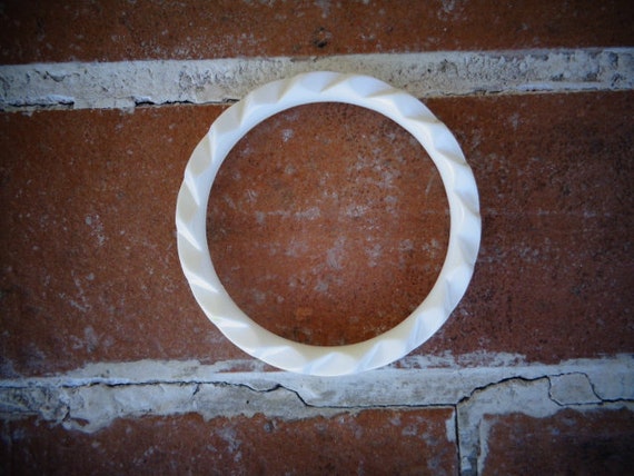 Vintage white carved celluloid bangle bracelet ac… - image 2