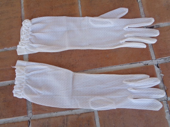 vintage women's gloves wedding bridal size 7.5 wh… - image 3