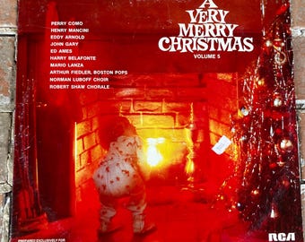 vintage vinyl record album A very Merry Christmas Volume 5 Holiday music 1970's