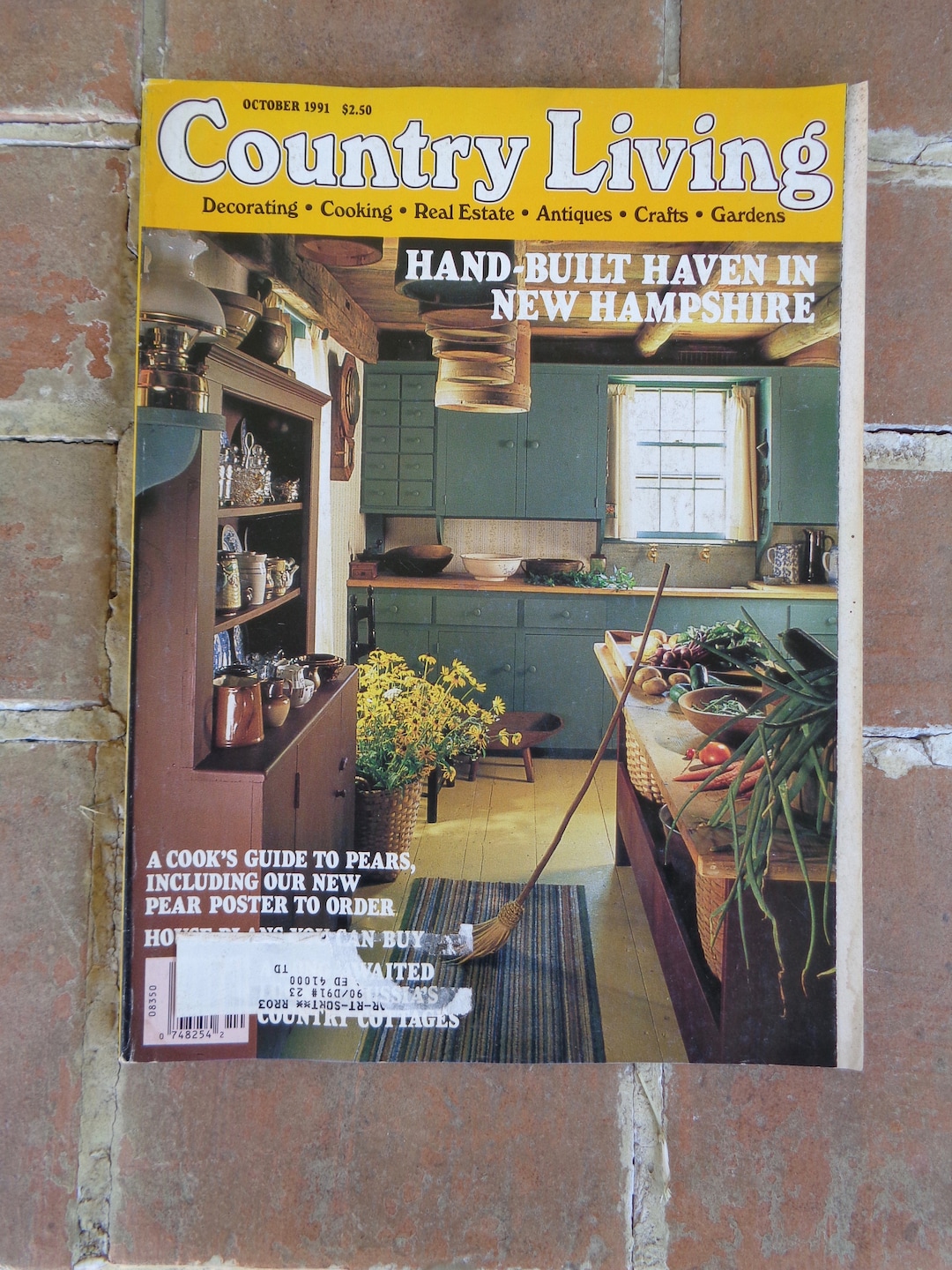 Vintage Magazine Country Living October 1991 Antiques Primitives Quilts