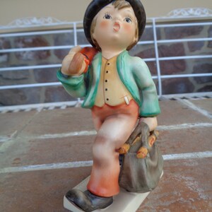 Vintage Hummel figurine Goebel West Germany 6" Merry Wanderer TMK - 6 collectible