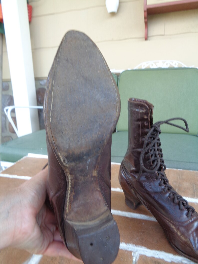 shoes in the 1800s