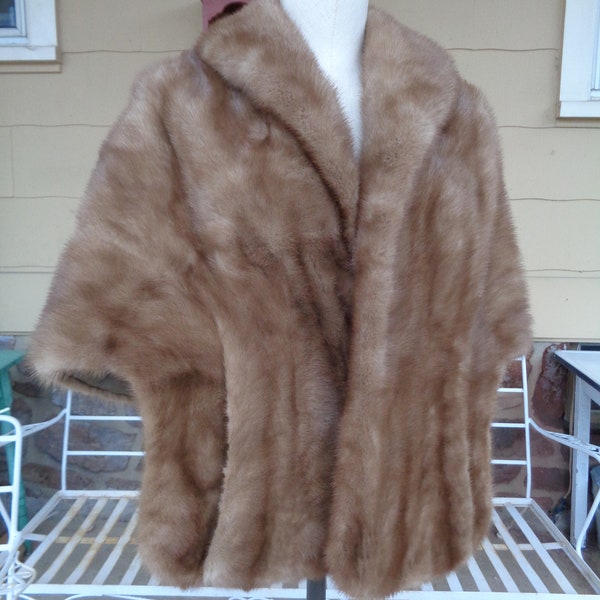 Vintage women's genuine mink fur stole wrap honey blonde 1950's winter accessories wedding bridal cape Hess's