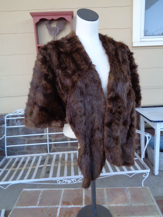 Vintage women's genuine muskrat fur cape stole bro