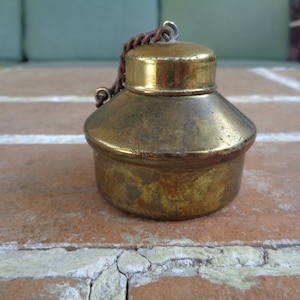Lámpara de queroseno de latón antiguo Italia viaje religioso pequeño bolsillo