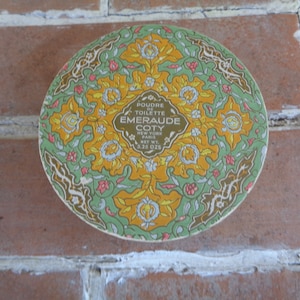 Vintage Emeraude COTY dusting powder box ART DECO New York Paris Toilette Decorative vanity