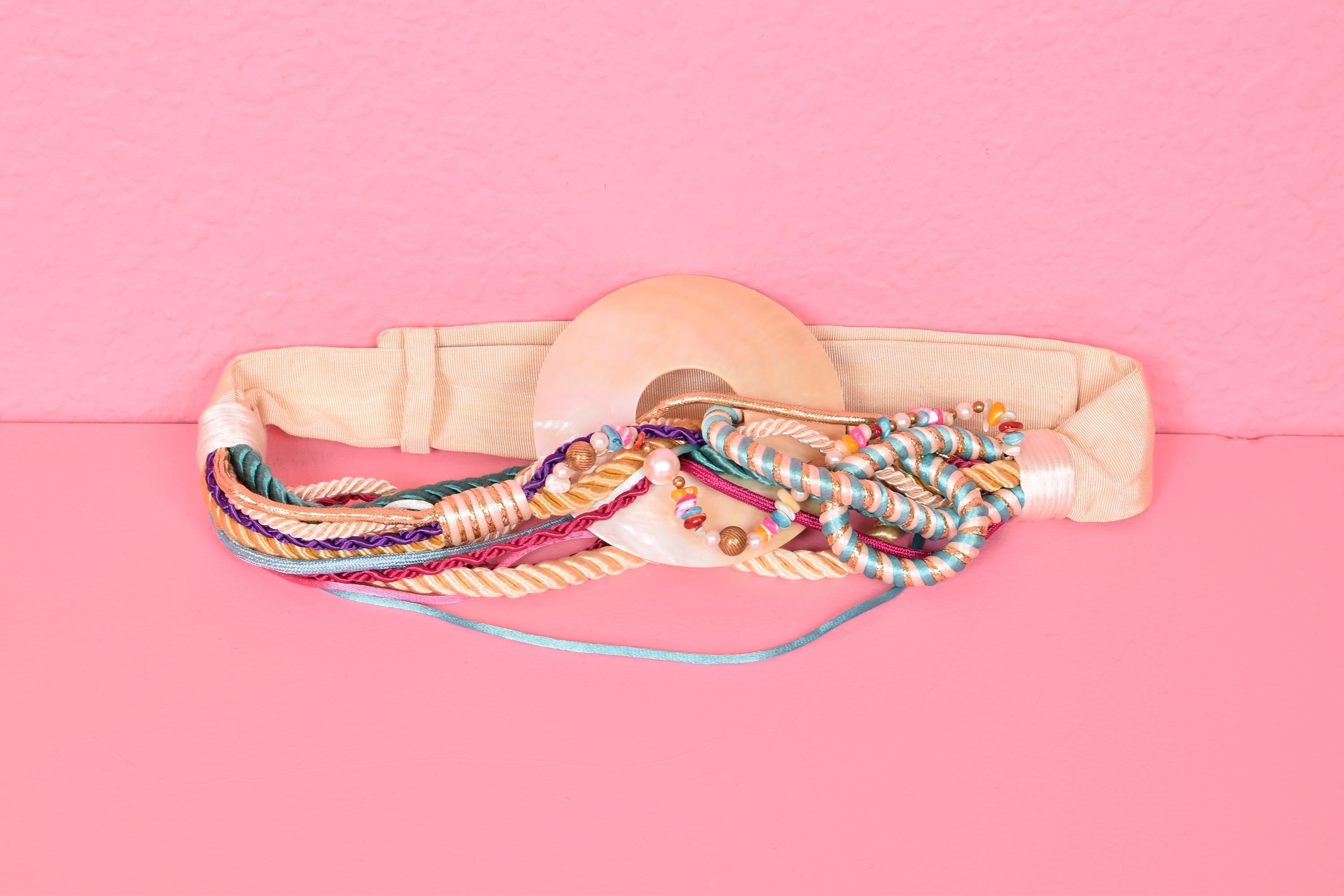 Vintage 80s Rope, Shell, and Beaded Belt/ 1980s - Etsy display picture 3