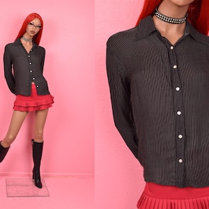 Vintage 00er Jahre Seidenbluse in Schwarz und Hellbraun mit schmalen Nadelstreifen / Medium / 2000er Jahre / lange Ärmel