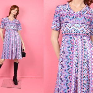 Vintage Multi Color Print Dress/ Medium/ Short Sleeve