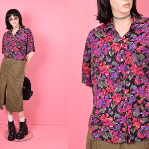 Vintage 90s Floral Print Top/ Small-Medium/ 1990s/ Short Sleeve/ Button Down