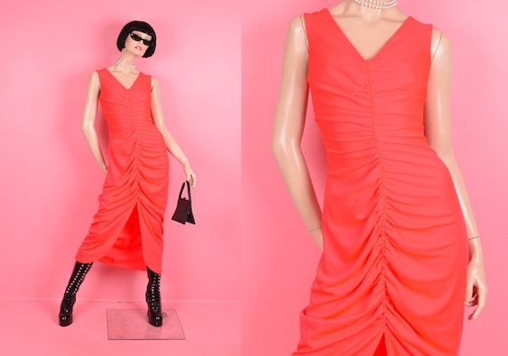 70s Fluorescent Orangey Pink Ruched Knit Dress/ M… - image 1