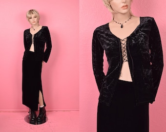 Vintage top uit de jaren 90 van zwart fluweel met vetersluiting / Maat M / Jaren 90 / Lange mouwen
