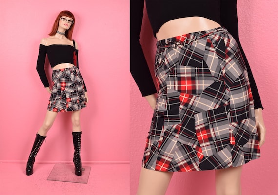 Vintage 00s Plaid Patchwork Pattern Belted Skirt/… - image 1