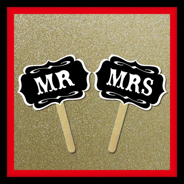 Mr and Mrs Wedding Signs - 2 Piece Set - Wedding Party Photo Booth Props