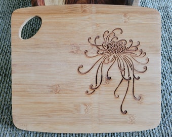 Japanese Kimono Spider Chrysanthemum Flower Bamboo Cutting Board