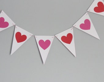 Heart Bunting // Valentines Banner // Girl Birthday // Pink and red heart // Heart Decor // Red Heart Bunting // Paper Garland // Hearts