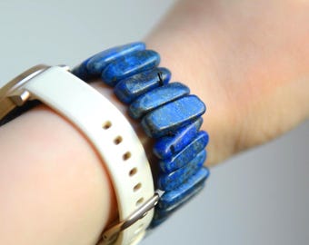 Bransoletka z płytką z lapis lazuli, odważna i królewska, ręcznie robiona bransoletka z kryształów, bransoletka z lapis lazuli, elastyczna bransoletka, bransoletka ze znakiem zodiaku, niebieska bransoletka
