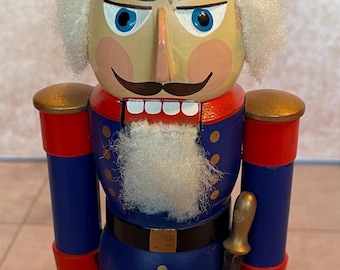Vintage East German Nutcracker Soldier Erzgebirgische Volkskunst GDR Wooden Christmas Decor 10”