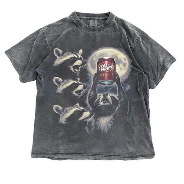 Camiseta divertida de mapache: camiseta con estampado de mapache y Dr Pepper Moon, camiseta vintage de animales, estética retro.