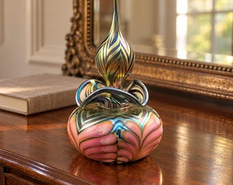 Zabytkowa szklana butelka na perfumy Daniela Lottona, sygnowana w 1992 roku