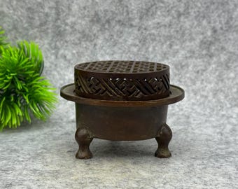 Vintage  Bronze Openwork Grating cover Incense Burner — Feng Shui Home Decor