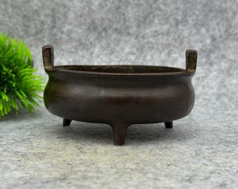Vintage Bronze Tripod Incense Bowl Tea Pet | Minimalist Antique Lucky Tea Table Decor