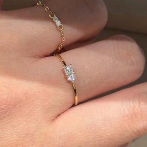 18K Massivgoldring, 18K Massivgold Zierlicher Toi et Moi Diamantring, Minimaler Doppelsteinring, dünnes Goldband, alltäglicher Stapelring, Geschenk