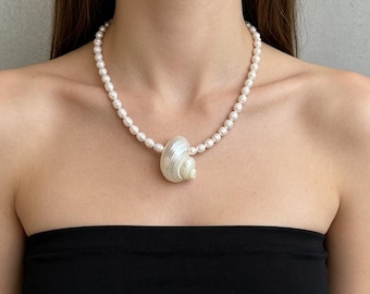 Handmade Freshwater Pearl Shell Pendant Necklace, Boho Coastal Jewelry for Women