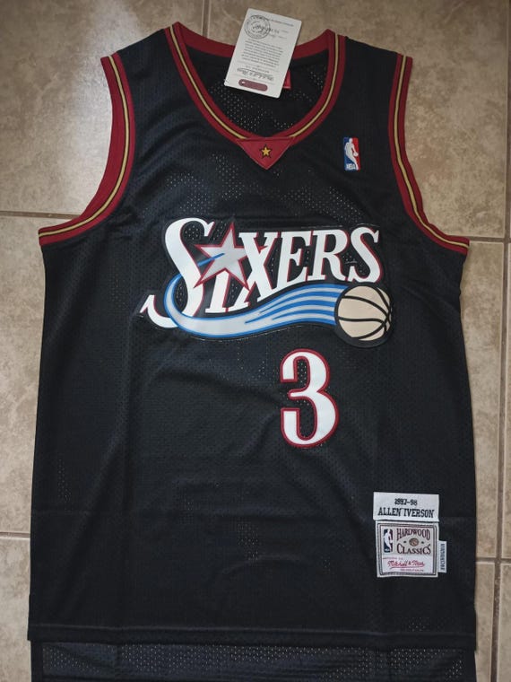 Mens Mitchell & Ness NBA Swingman Road Jersey 76ers 2000 Allen Iverson