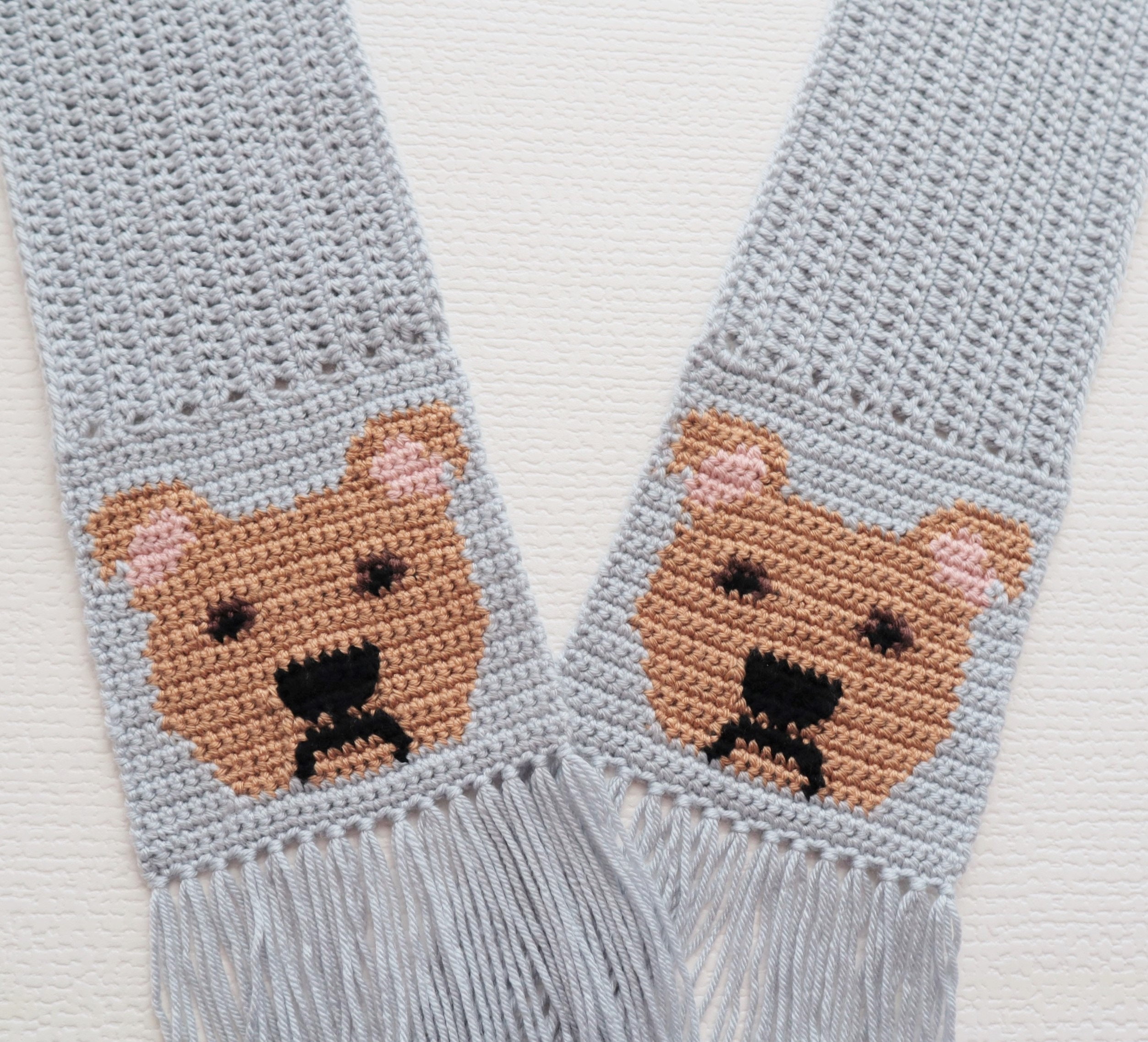 30 Pitbull Crochet Patterns for Amigurumi, Blankets, Pillows, and More 28 Pit Bull Terrier Scarf Pattern with Charts