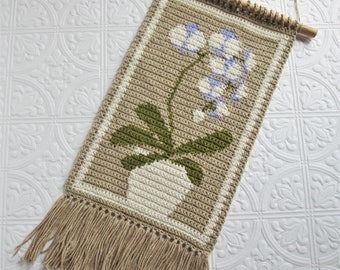 Orchid crochet pattern. Home decor, white flowers wall hanging. DIY floral wall art.