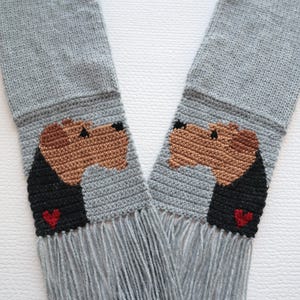 Airedale Terrier Scarf. Gray knit scarf with Welsh terriers and small red hearts. Knitted Lakeland dog. Pet lover gift