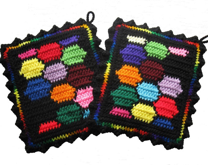 Colorful Potholders. Bright Colors Pot Holder Set. Geometric