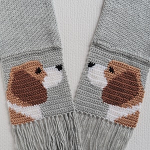Beagle Scarf. Gray knit scarf with beagle dogs. Beagle dog lover gift
