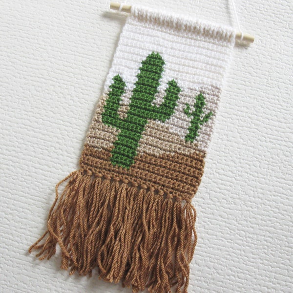 Crochet Pattern. Mini cactus wall hanging. DIY instant download for cacti pattern.