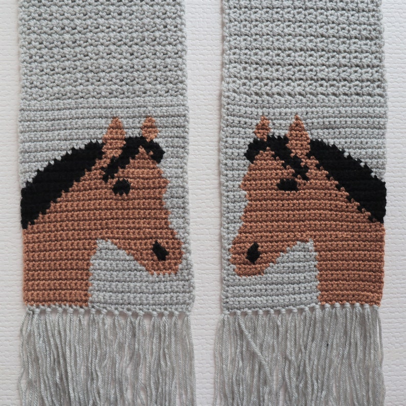 Horse scarf crochet pattern. Instant download instructions to make a dark bay horse scarf image 2