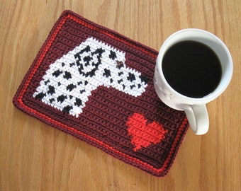 Dalmatian dog crochet pattern. Instant download mug mat pattern with a spotted dog