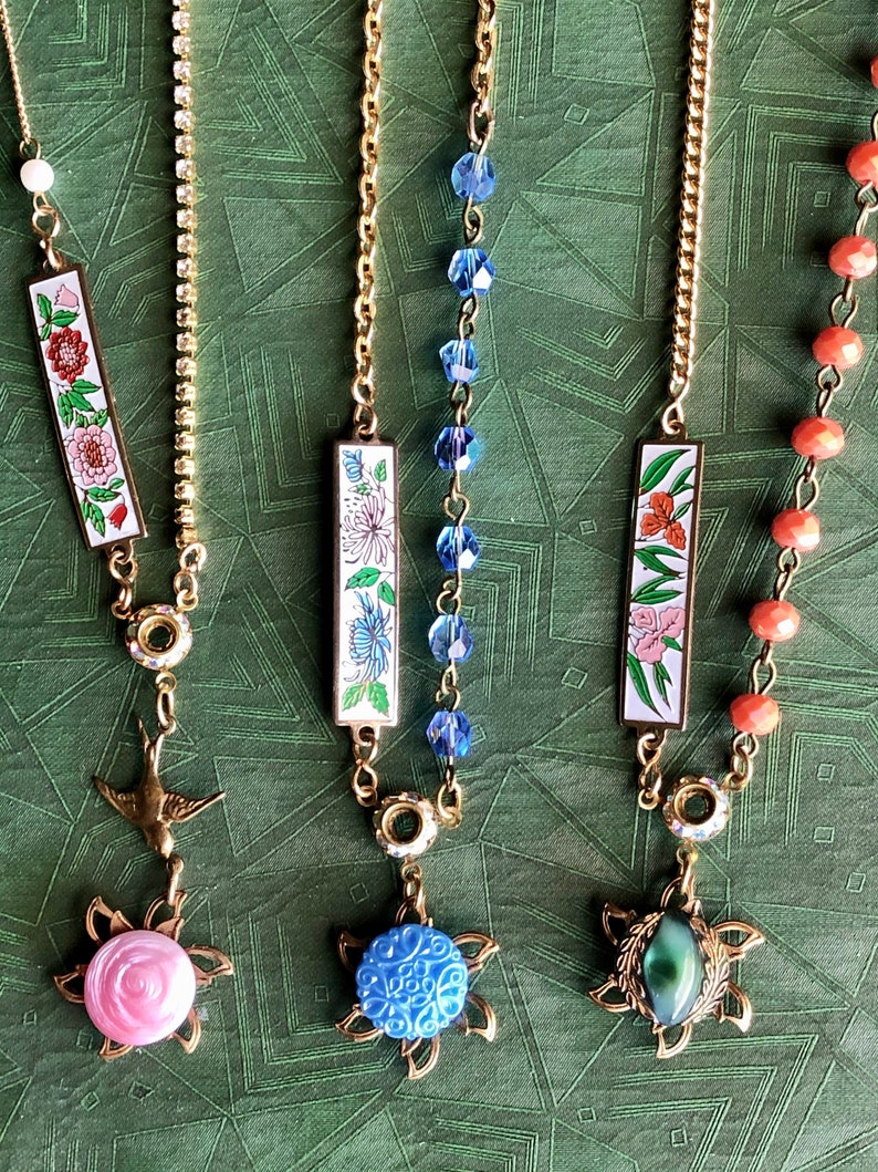 Vintage Joy Jewelry Vintage Button Necklace \u2013 Mixed Vintage Necklace \u2013 Artisan Button Necklace with Cloisonn\u00e9 \u2013 Flower Necklace