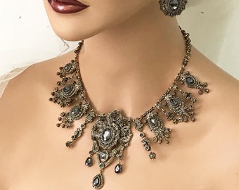 Emerald Green Vintage Inspired Victorian Jewelry Set Bronze Antique Gold Ballroom Bridal Necklace Earrings Bracelet set Bridal Jewelry Set