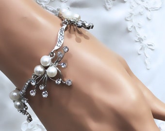 Bridal bracelet, Wedding jewelry,bridal jewelry, Pearl bracelet, bridesmaid bracelet,bridal jewelry,Wedding bracelet, rhinestone bracelet