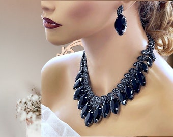 Elegant Black Jewelry Set for Bride, Chunky Crystal Necklace Earrings for Wedding Glamour, Evening Necklace Statement Jewelry Set