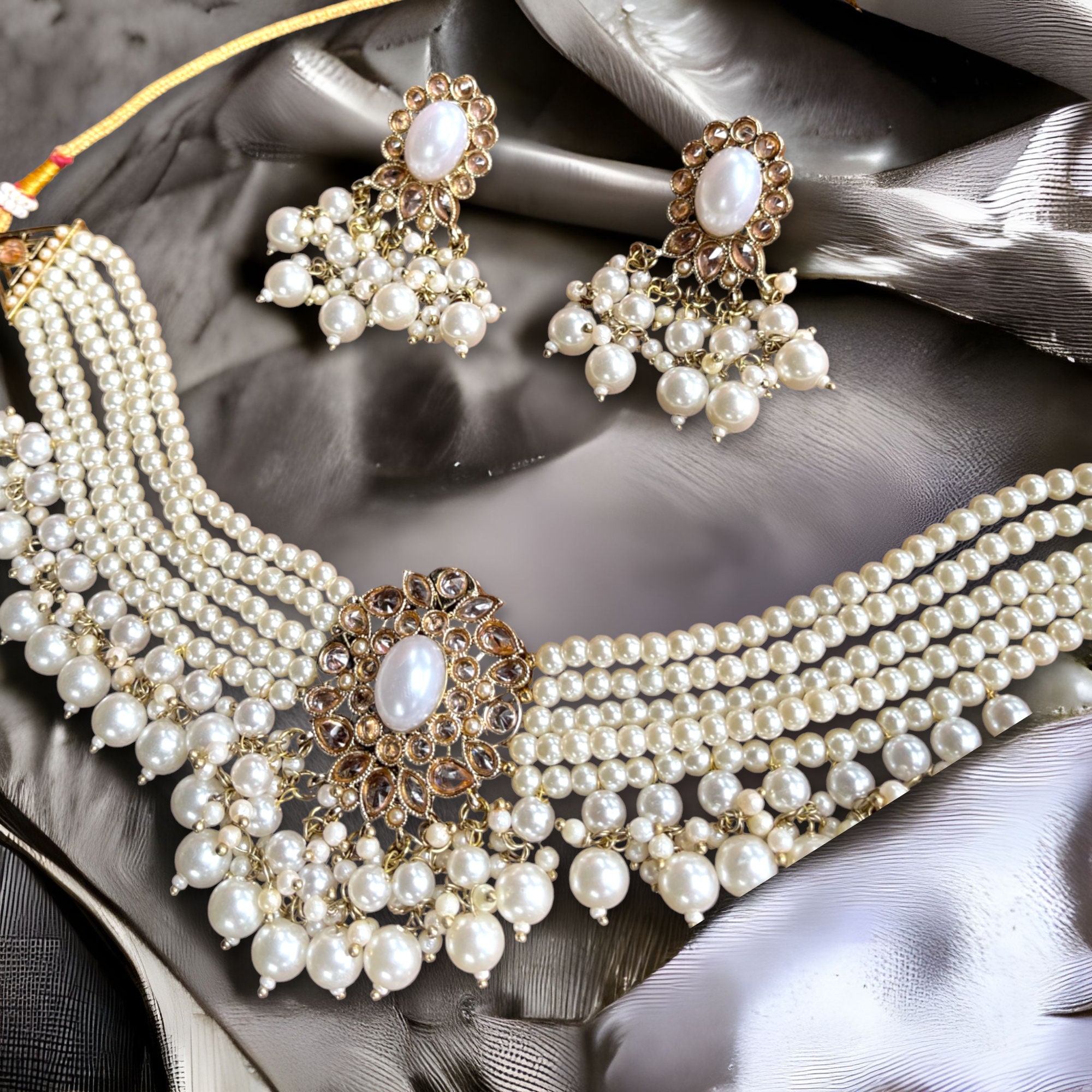 Buy Zaveri Pearls Gold Tone Wedding Collection Kundan & Pearls Choker  Necklace Set (ZPFK10146) Online