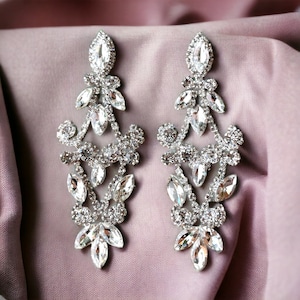 Bridal Chandelier Earrings, Bridesmaid Jewelry, Bridesmaid Chandelier Earrings, Silver Rose Gold Bridal Earrings, Victorian Drop Earrings Silver