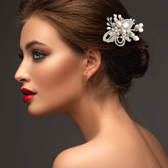 Pearl Bridal Hair Pin, Bridal hair Jewelry, Swarovski crystal hair Pin, bridal headpiece, bridal hair accessory, Wedding hair accessory