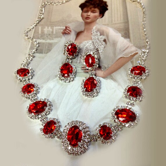 bridesmaid necklace and earring set