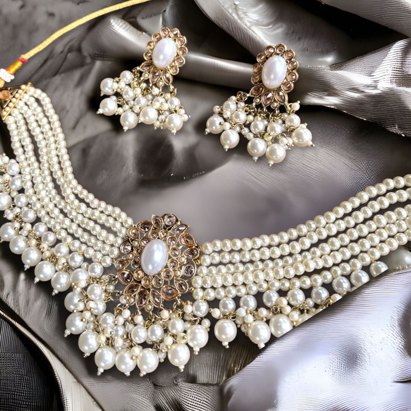 PEARL EMBROIDERED TWO PIECE SET IN IVORY