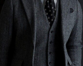 Herringbone Tweed Wool Suit for Men: Vintage Style Grey Three Piece Mens Suit